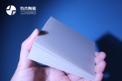 氮化鋁陶瓷材料實(shí)際應(yīng)用有哪些 氮化鋁陶瓷材料實(shí)際應(yīng)用有哪些